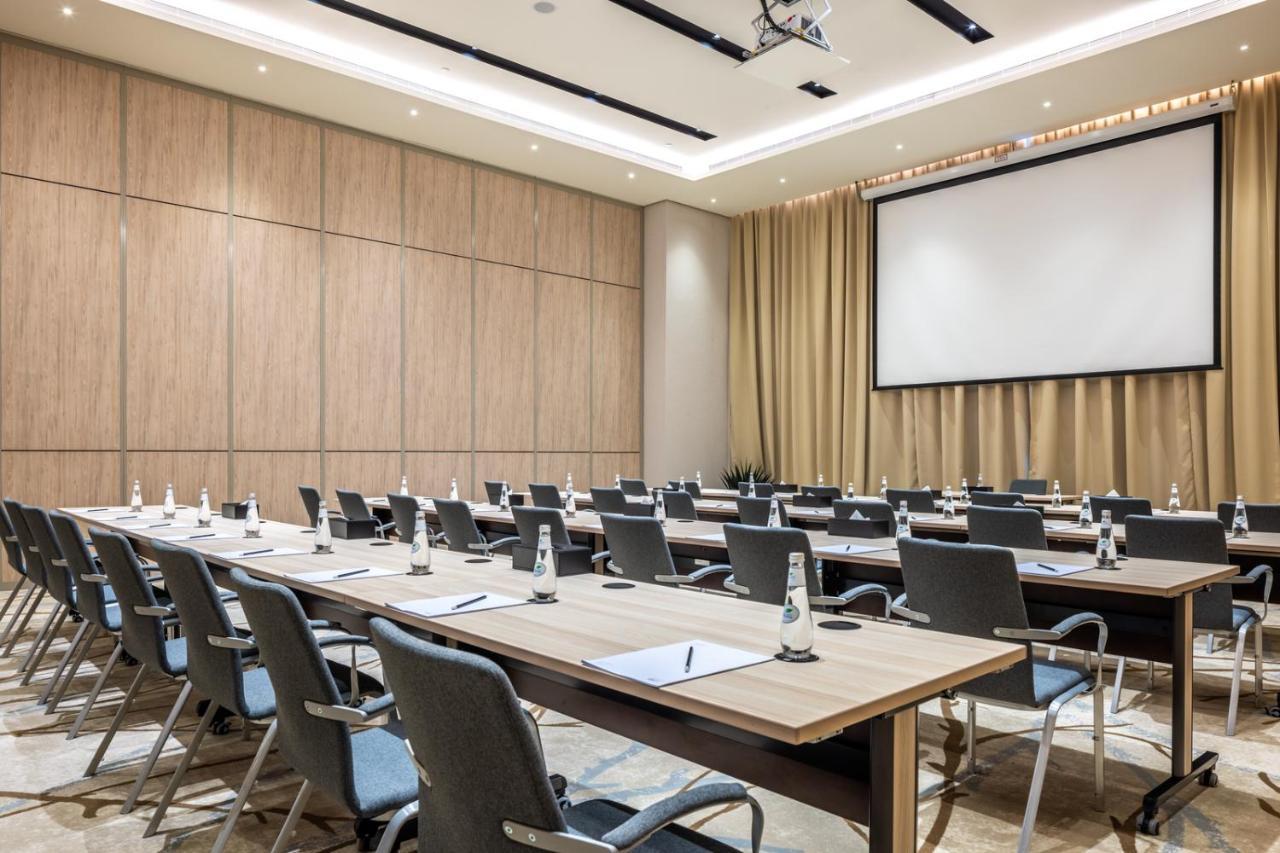 Citadines Abha Aparthotel Exteriör bild Meeting room