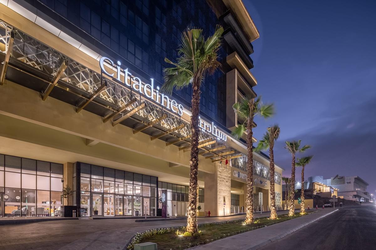 Citadines Abha Aparthotel Exteriör bild The entrance of the mall